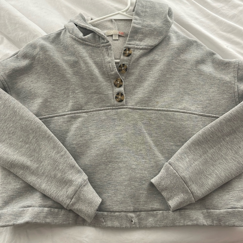Gianni Bini cropped sweatshirt